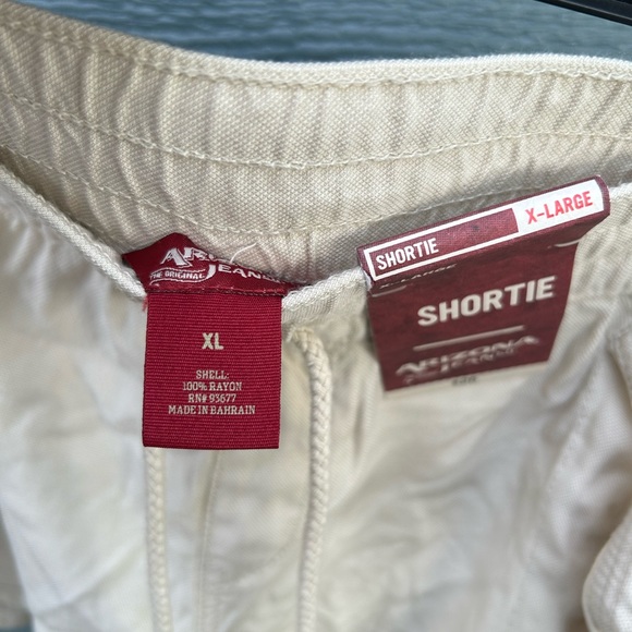 NWT Arizona Shorts, stretch elastic waistband size XL - Picture 3 of 3